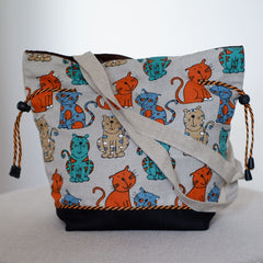Shoulder Bag with different prints