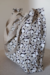 Shoulder shopping bag with different prints