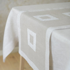 Table runner Boucle with square
